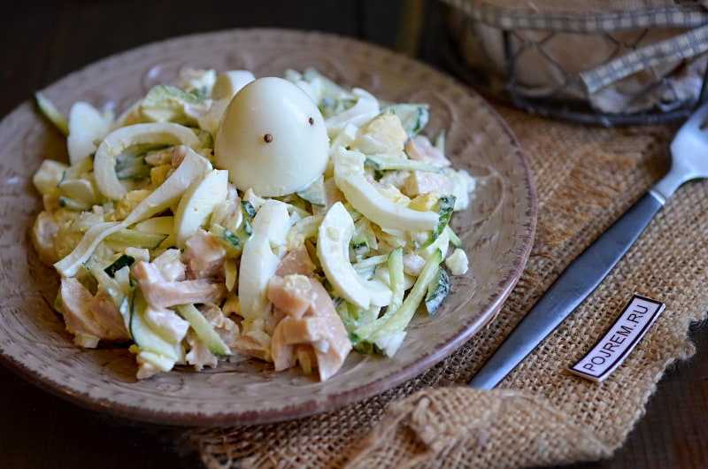 Салат с кальмарами и яблоком – самый вкусный рецепт приготовления