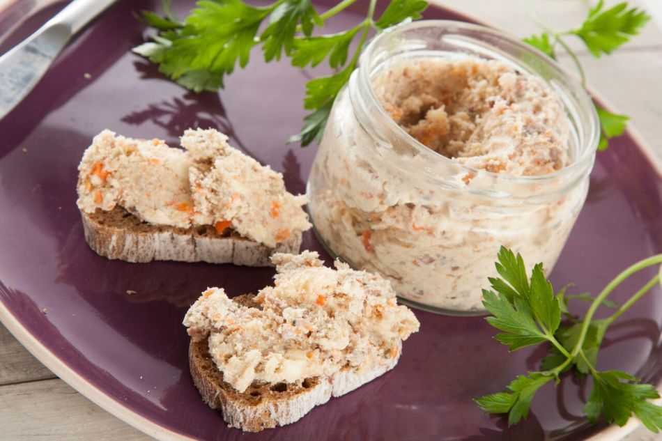 Бутерброды с красной рыбой на праздничный стол - простые и вкусные!