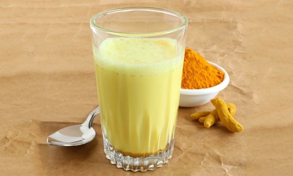 Золотое молоко из куркумы: рецепт, польза и вред, отзыв