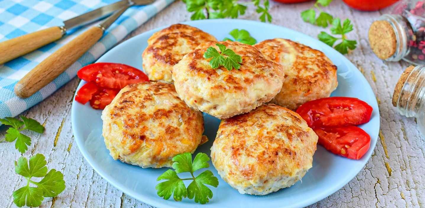 Куриные котлеты из филе грудки с морковью. сочные куриные котлеты с морковью, луком и зеленью котлеты из куриного фарша с морковью рецепт