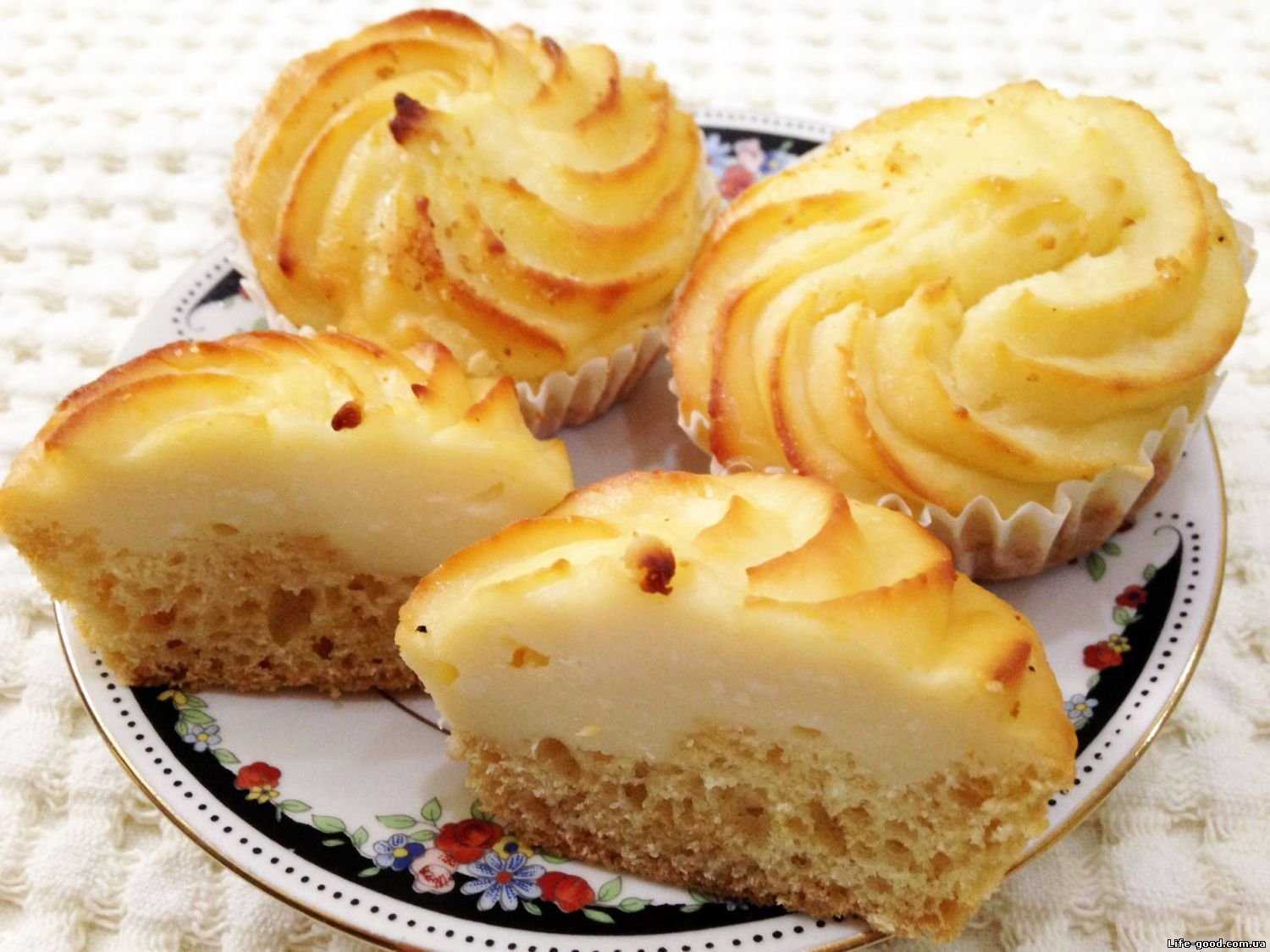Пирог к чаю на скорую руку: 6 сладких и вкусных рецептов