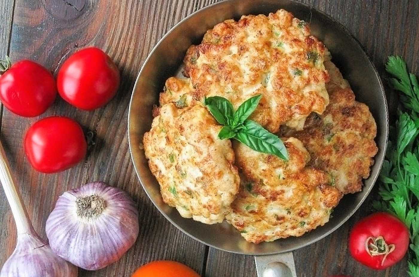 Куриные котлеты с морковью и луком на сковороде - 8 пошаговых фото в рецепте