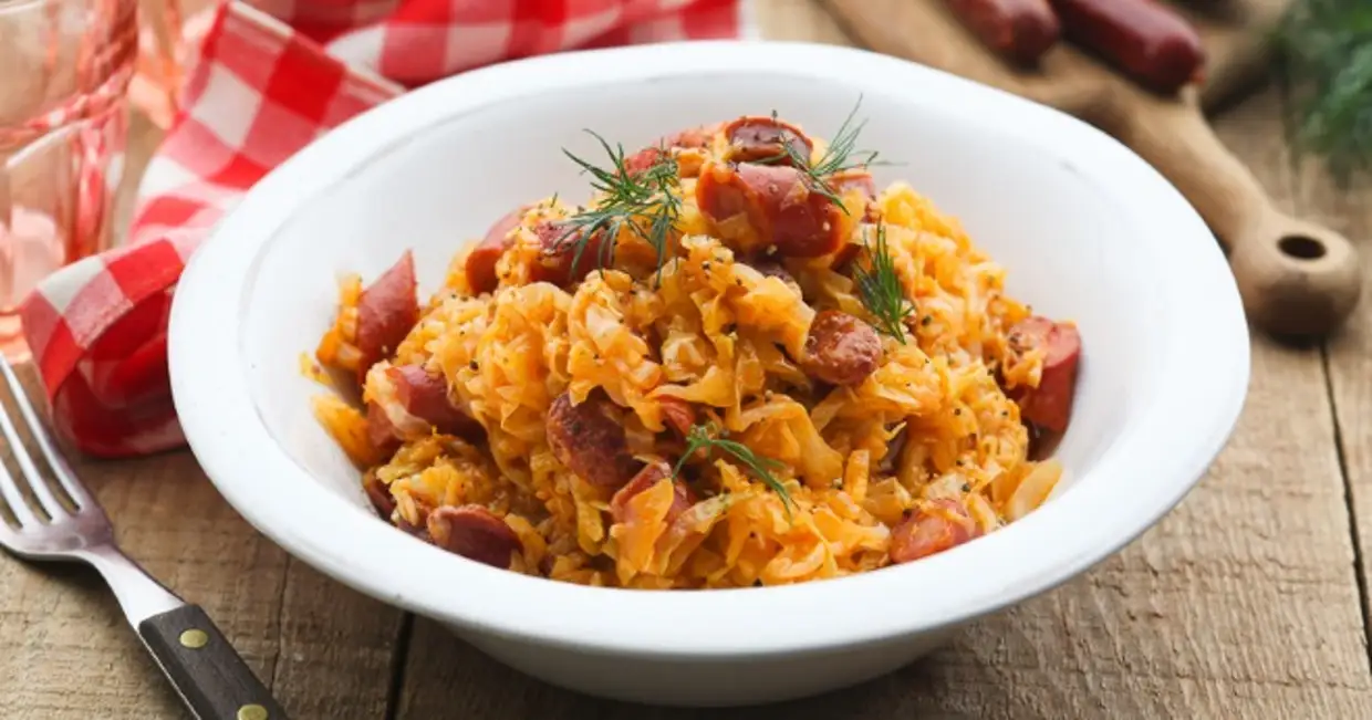 Тушеная капуста в мультиварке: 11 очень вкусных рецептов