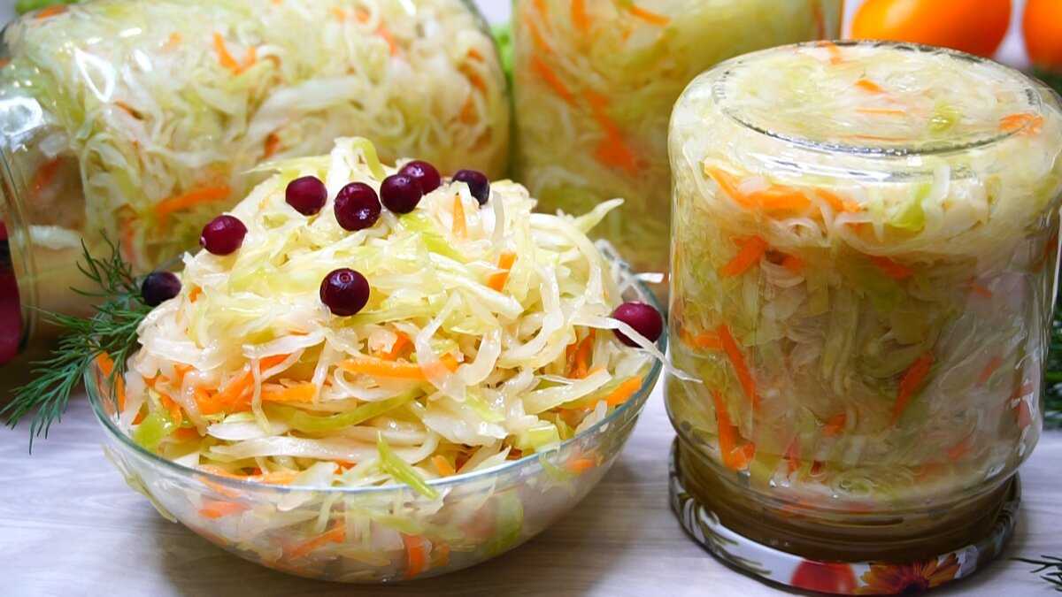 Квашеная капуста с яблоками и ягодами - домашнее консервирование и заготовки - страна мам