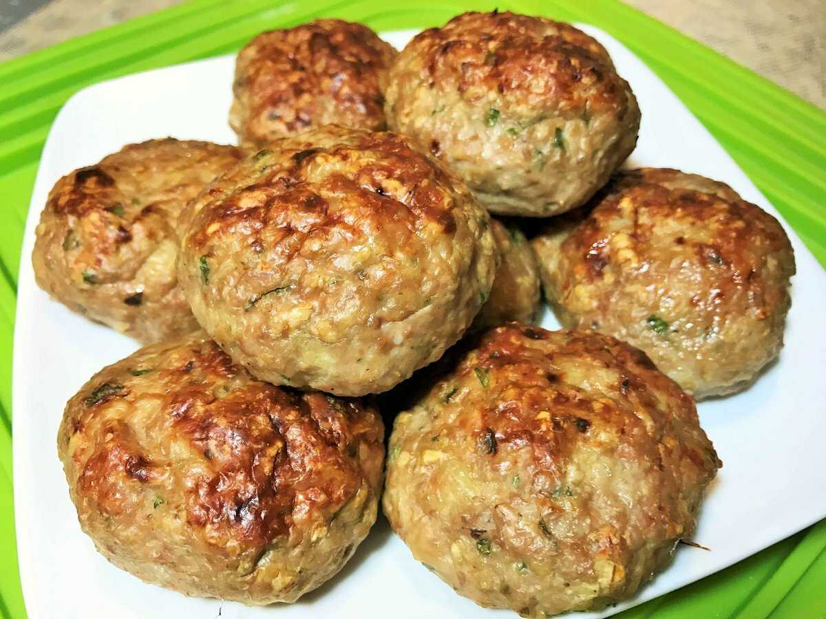 Аппетитные котлеты из фарша с картофелем (рецепт в духовке)