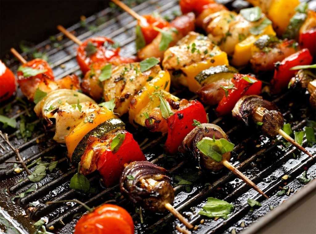 Шашлык из говядины - как вкусно замариновать мясо, чтобы было сочным