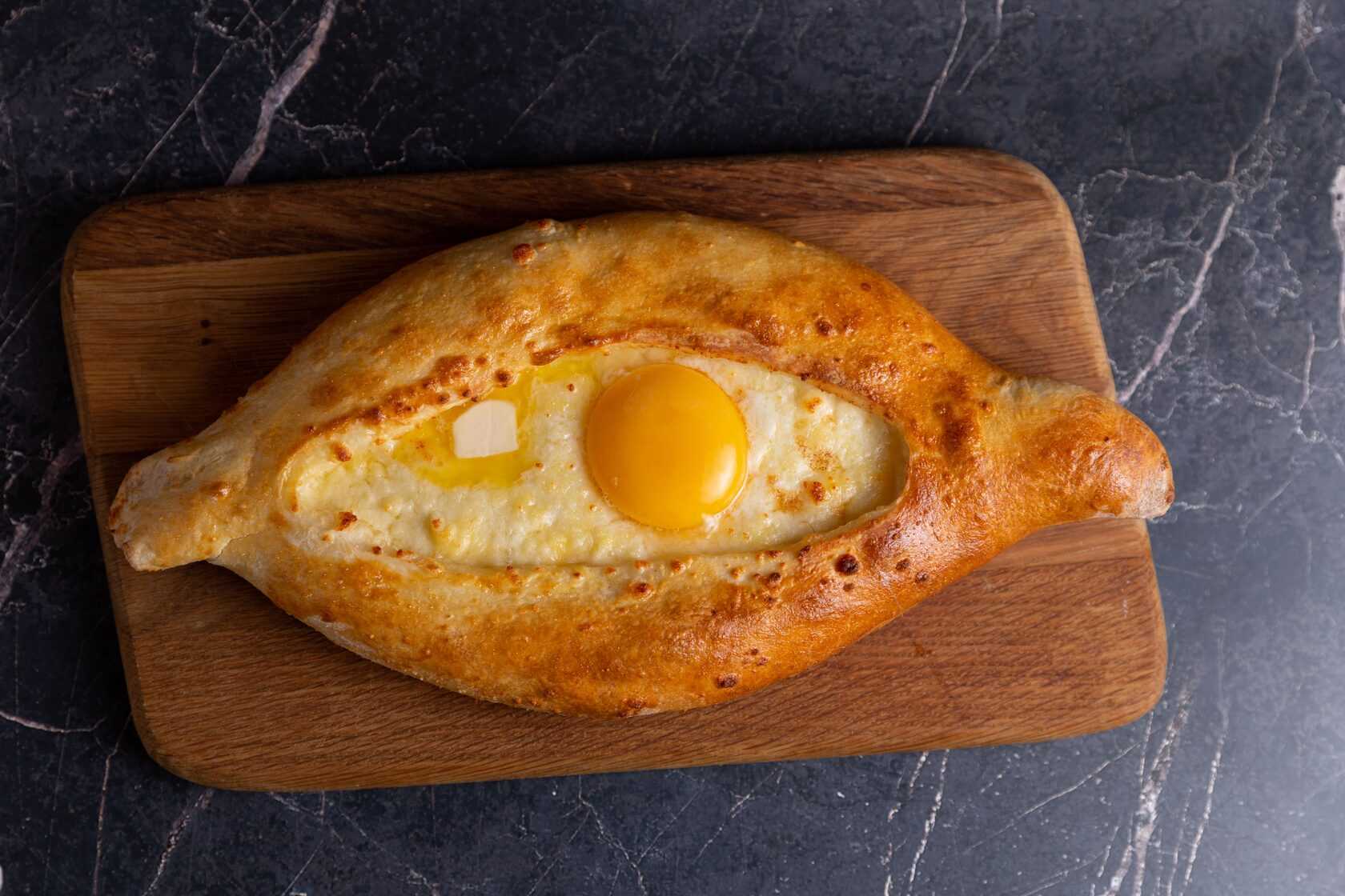 Хачапури по-аджарски: невероятно вкусное блюдо