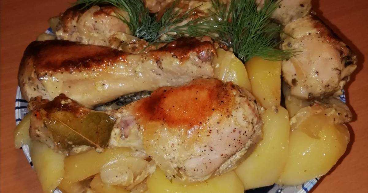 Куриные бёдра с овощами в мультиварке