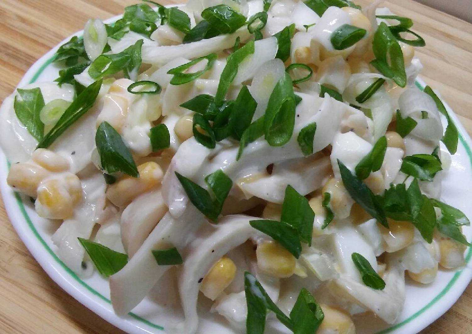 Cалат с кальмарами и яблоком - 5 вкуснейших рецептов