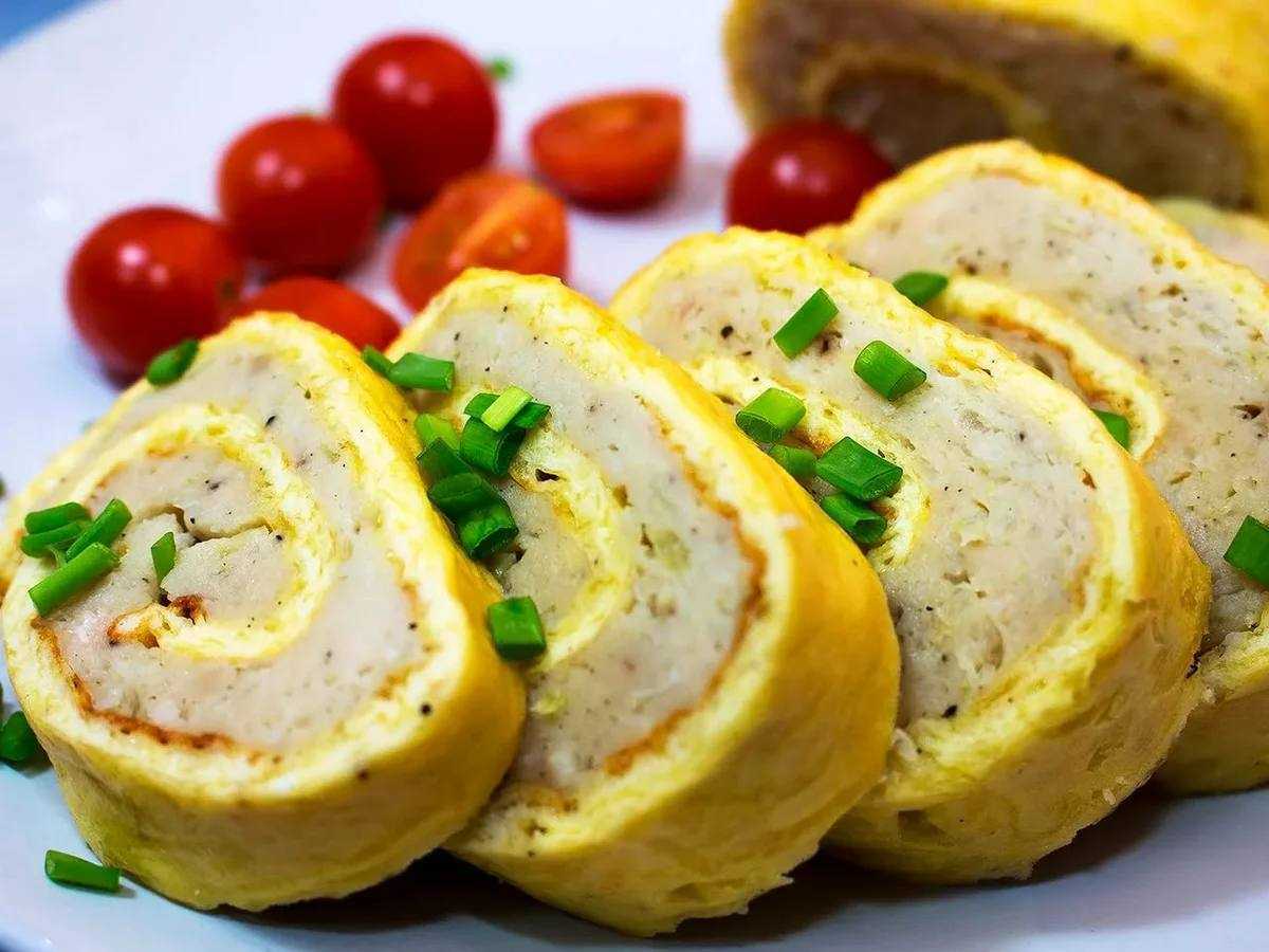 Рулетики из куриной грудки – 9 рецептов, как приготовить пошагово — самый смак