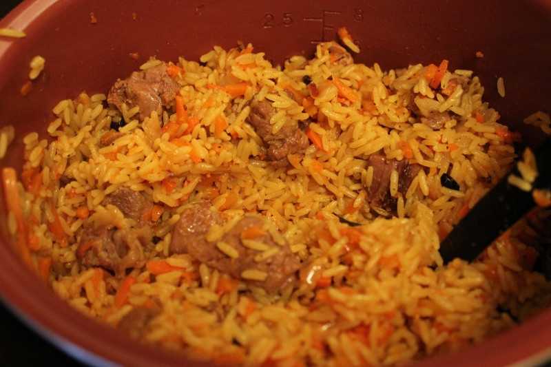 Плов в мультиварке с курицей