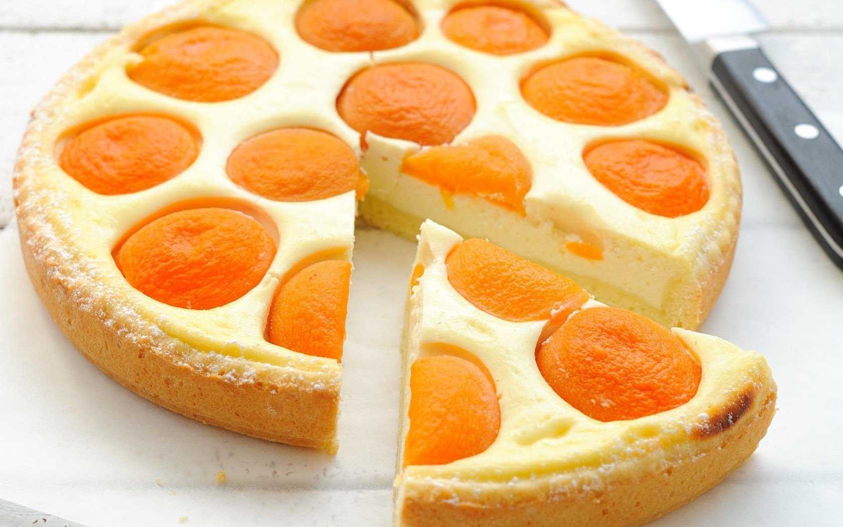 Пирог с консервированными персиками - домашние вкусные рецепты приготовления. вкусный пирог с консервированными персиками и сгущенкой
