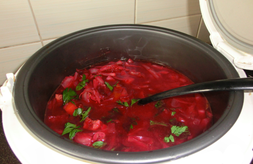Борщ с курицей в мультиварке как у мамы — очень вкусно по-домашнему
