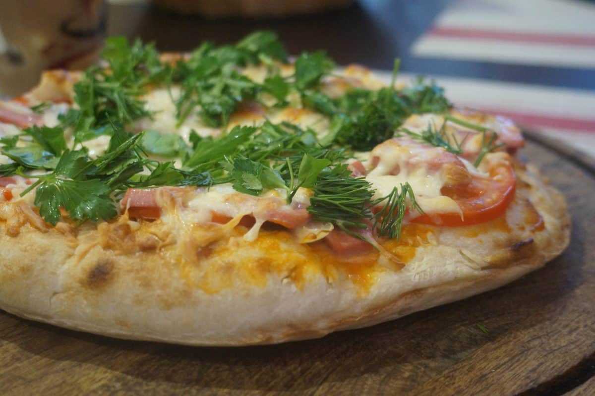 Пп-пицца – 12 простых диетических рецептов на любой вкус