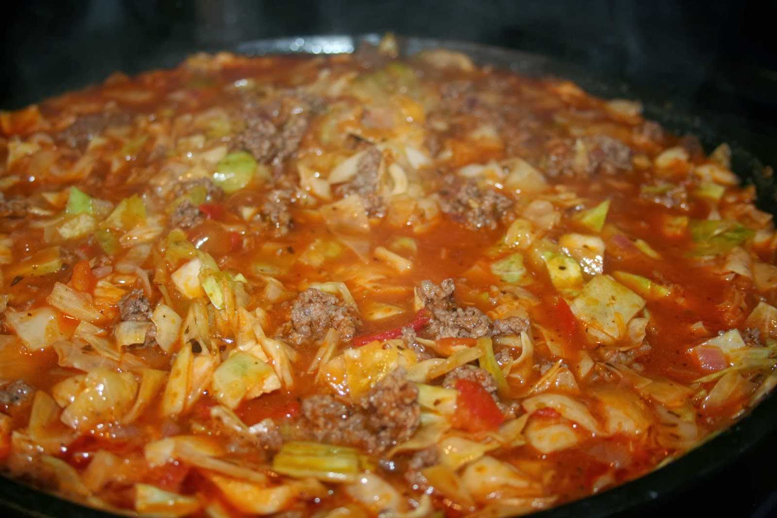 Капуста с картошкой и мясом в мультиварке: рецепт с фото
