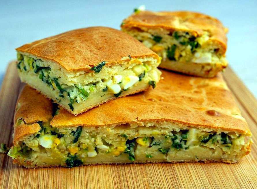 Пирожки с яйцом и зеленым луком - 5 вкусных пошаговых рецептов