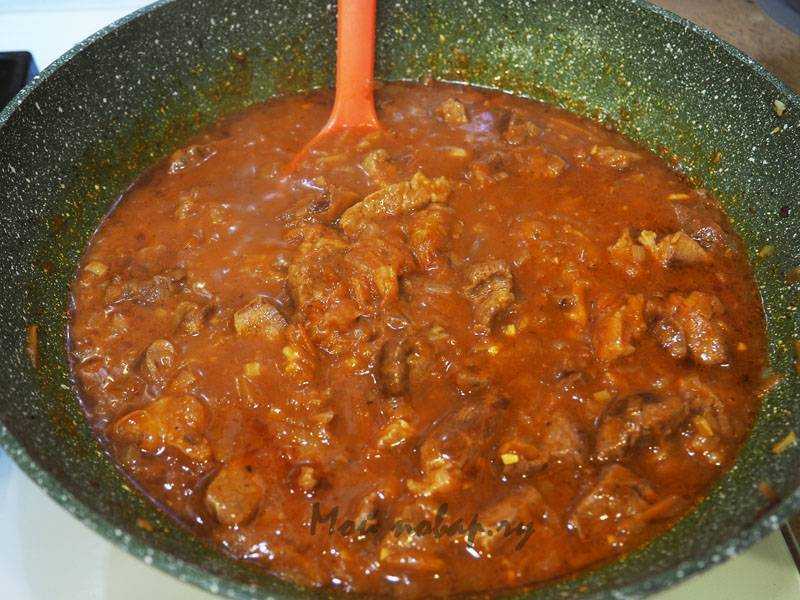 Подлива без мяса к любому гарниру: 5 очень вкусных рецептов