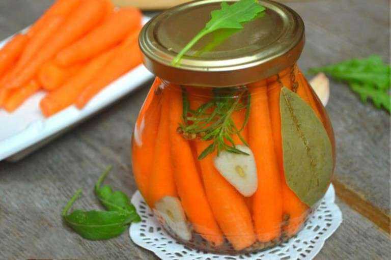 Морковь по-корейски на зиму в банках