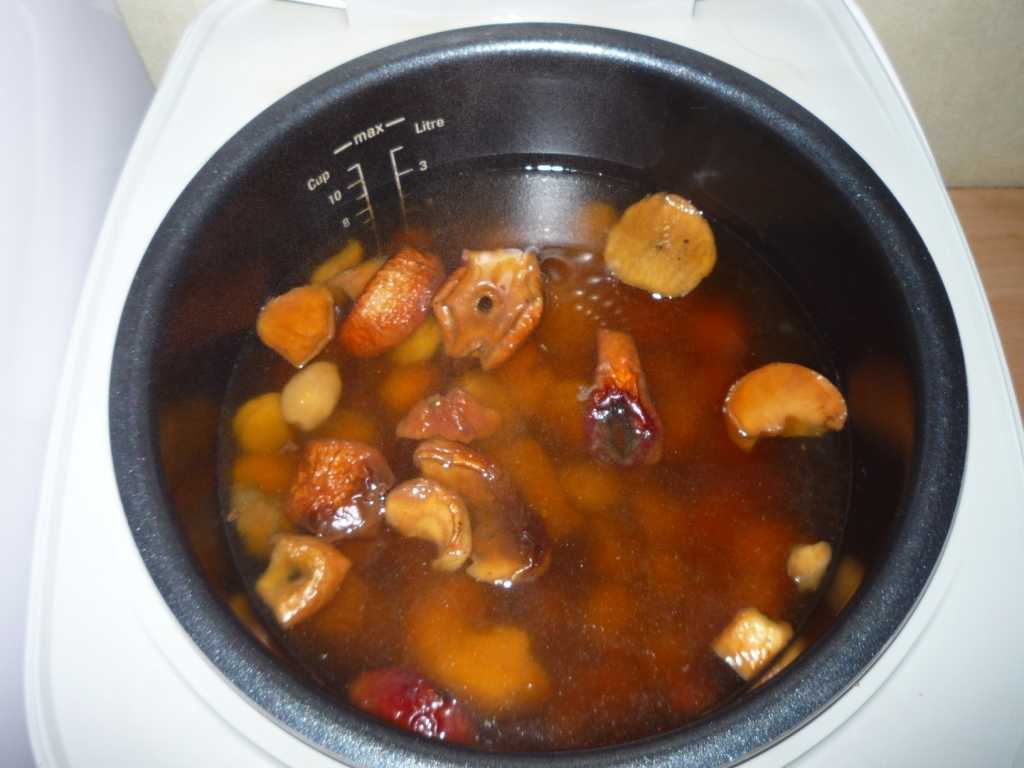 Сколько варить компот из сухофруктов, ягод и свежих фруктов