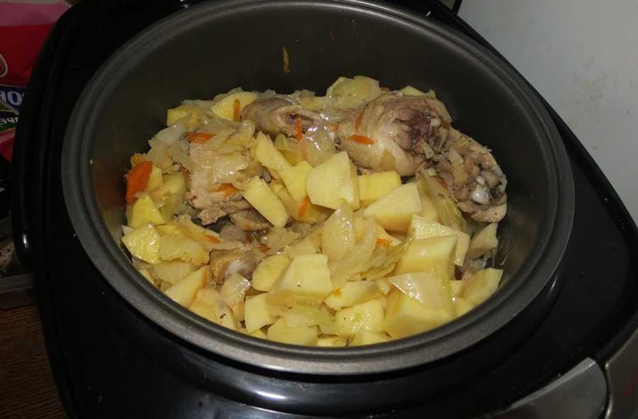 Рецепт тушеной капусты с мясом: в мультиварке, с картошкой, рисом, в казане, самый вкусный рецепт, классический