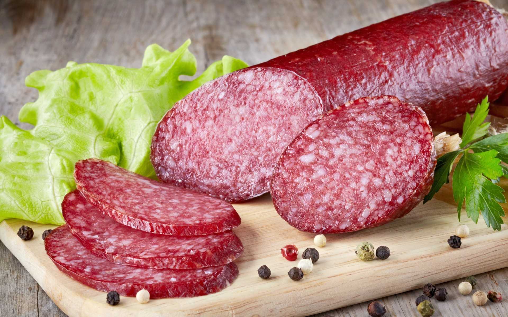 Домашняя колбаса из свинины