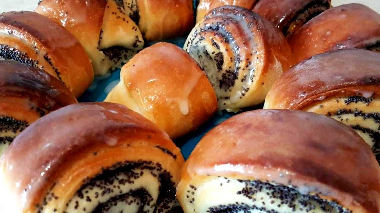 Булочки с маком - рецепт с фото пошагово дрожжевых булочек с маком