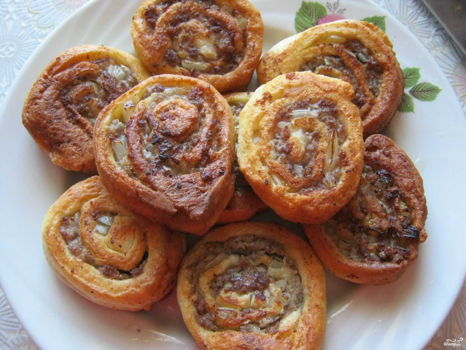 Мясной рулет из фарша — 6 рецептов с разными начинками