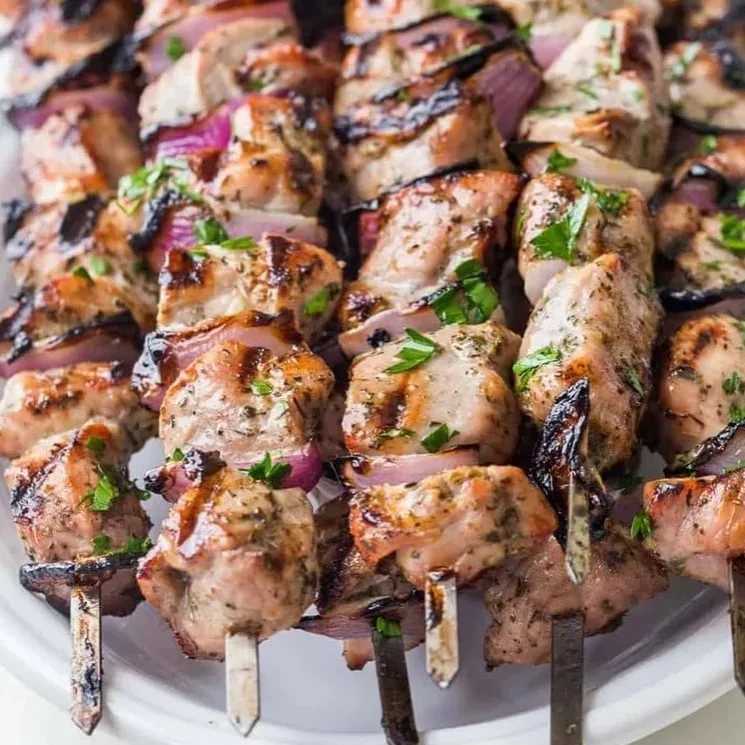 Маринад для шашлыка на минералке: 5 рецептов для свинины и курицы