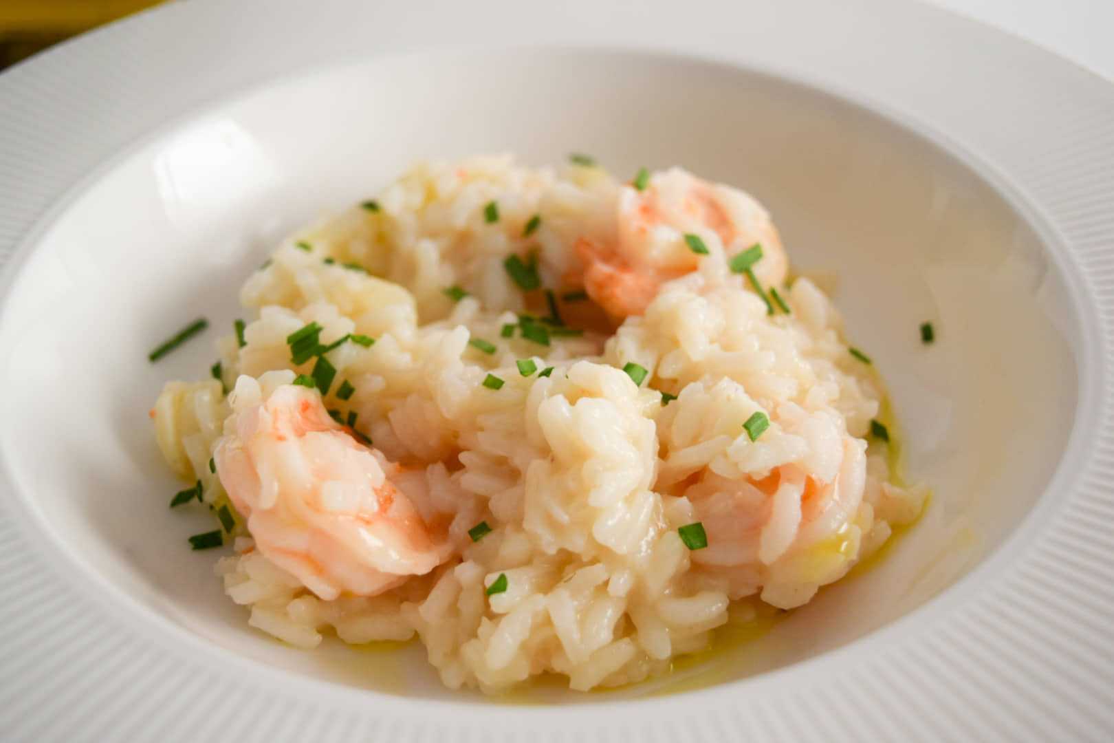 Ризотто в мультиварке (с морепродуктами, курицей, грибами)