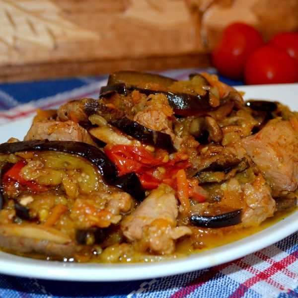 Картошка с баклажанами в мультиварке. картошка с баклажанами в мультиварке: рецепты пошагово