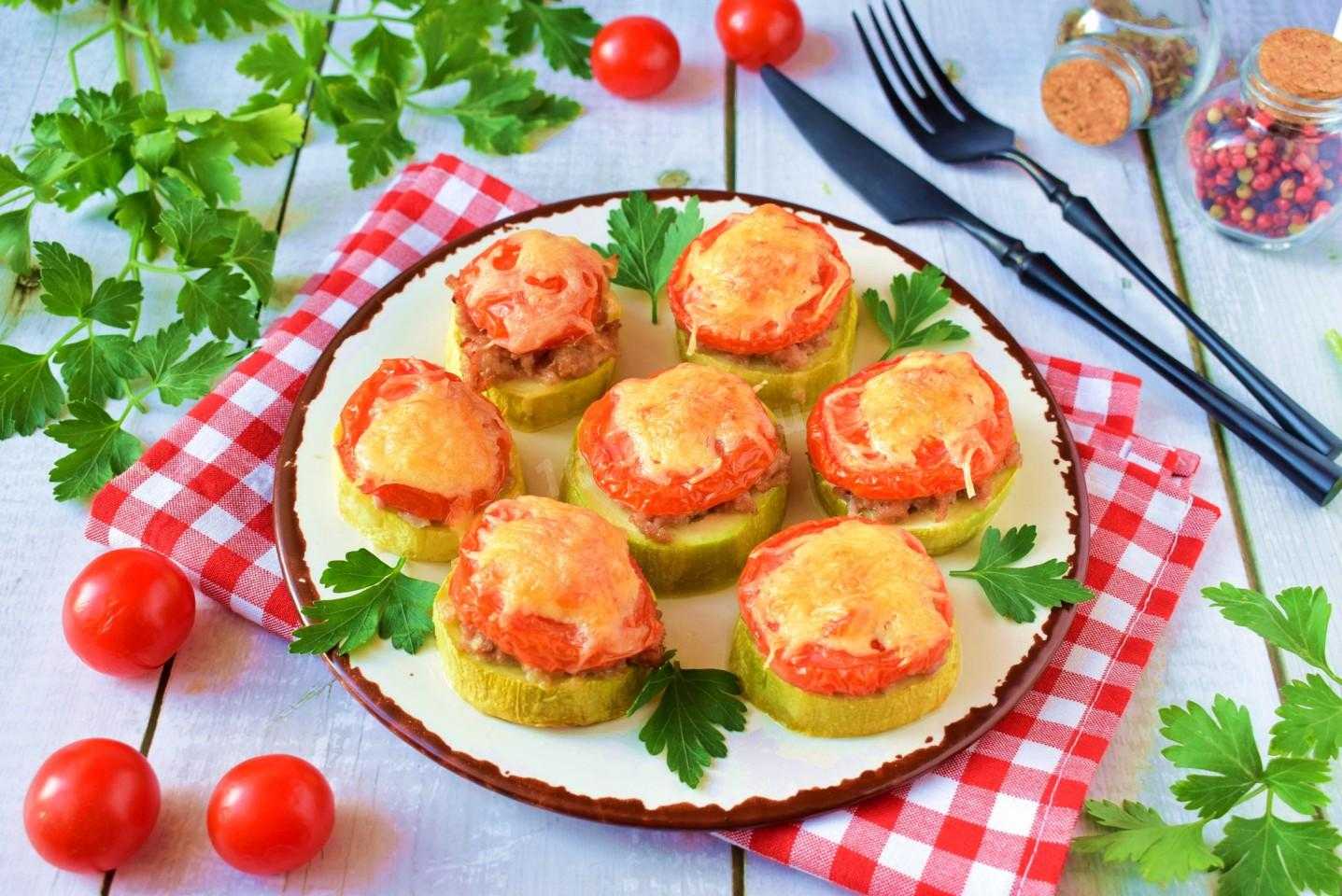 Фаршированные кабачки запеченные в духовке: курицей, мясом, фаршем, овощами - рецепты