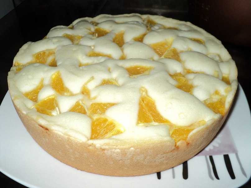 Необычная шарлотка, или вкуснейший пирог с ананасами в мультиварке