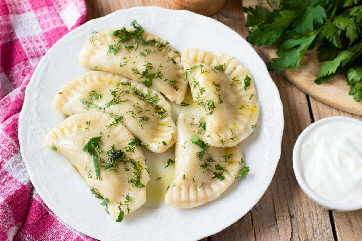 Вареники с картошкой — пошаговые рецепты в домашних условиях