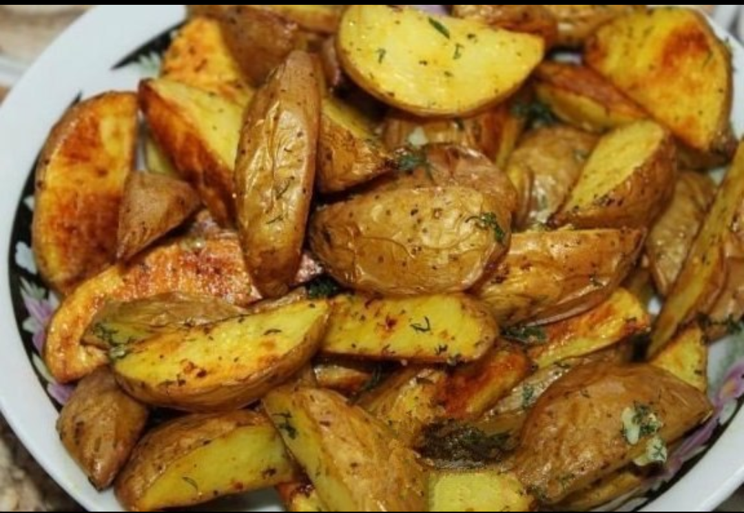 Картошка по деревенски в духовке: 6 вкусных рецептов | народные знания от кравченко анатолия