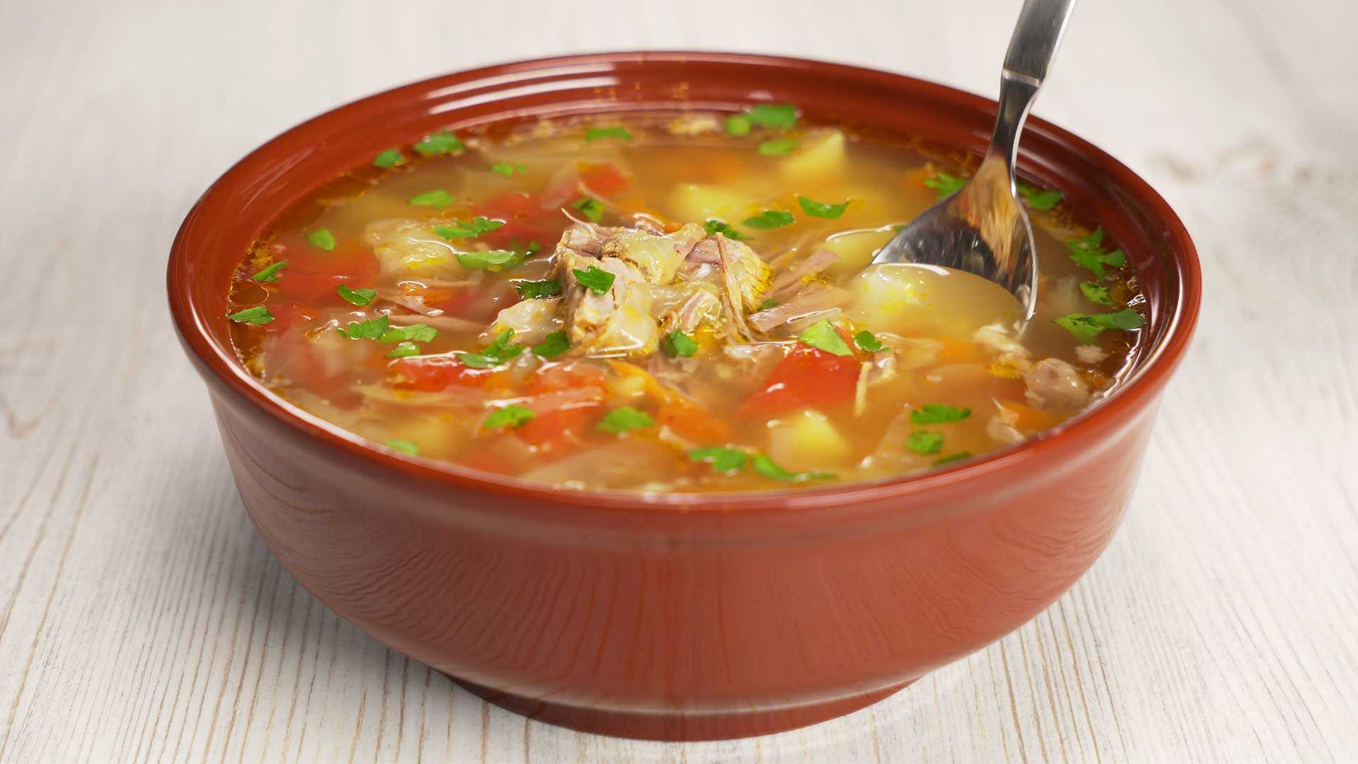 Свежие щи с курицей и листовым салатом. пошаговый рецепт с фото — ботаничка