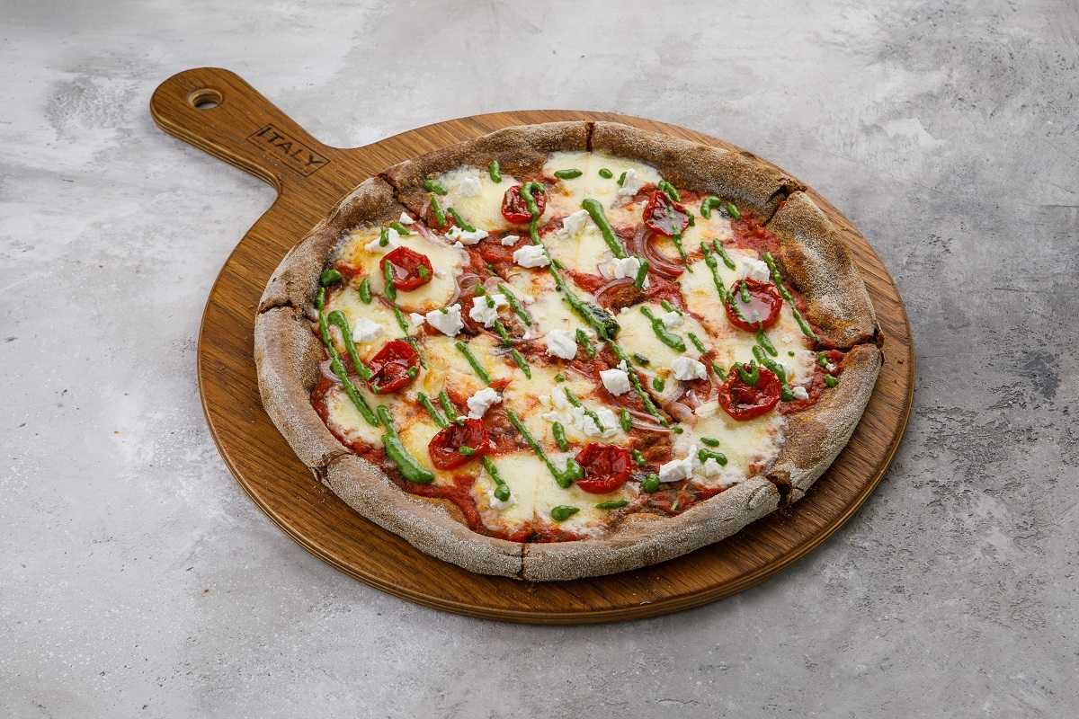 Самое простое тесто для пиццы без дрожжей рецепт с фото пошагово - 1000.menu
