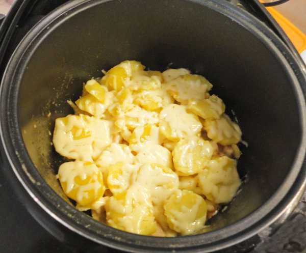 Тушеная картошка с курицей в мультиварке: 3 рецепта с фото